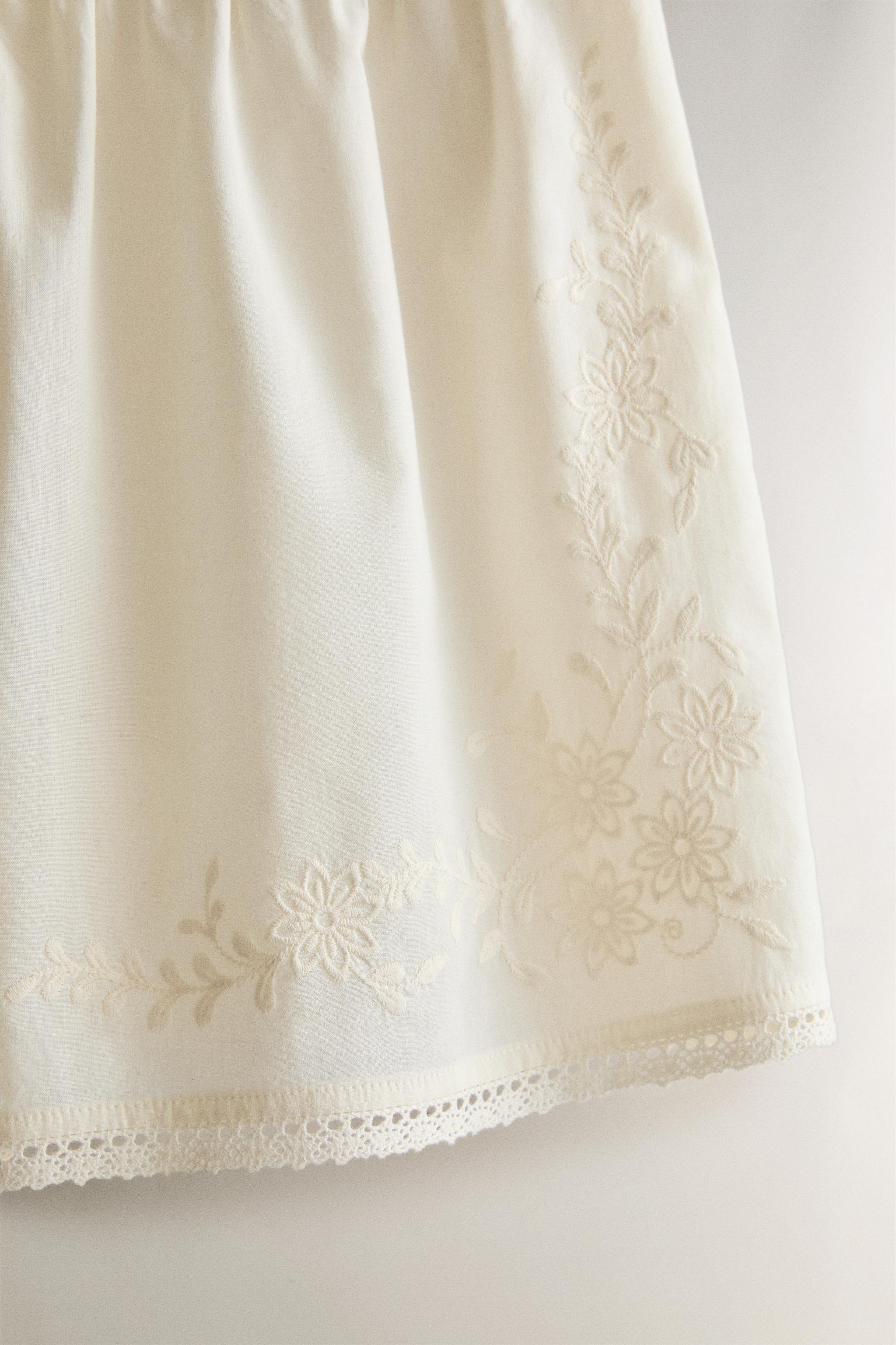 LACE COTTON SHORTS